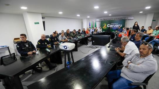 Forças de segurança realizam reunião estratégica para definir ações no São João de Caruaru