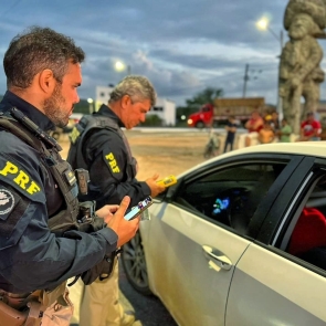 Polícia Rodoviária Federal intensifica fiscalização nas rodovias federais com Operação Semana Santa