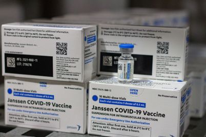 Vacina-Janssen-Foto-Hugo-Dourado-SES-PE.jpg