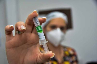 Vacina-meningite-foto-Prefeitura-de-Caruaru.jpg