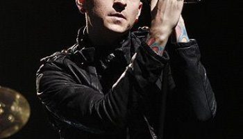 59637585687a7577809d11421289c077--chester-bennington-linkin-park