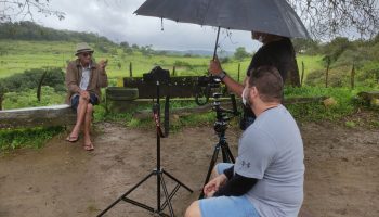 Bastidores do documentário Serra Verde de Carlos Kamara