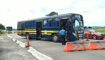 Foto_Ônibus adaptado para palestras