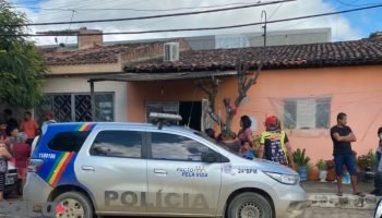 Homicídio em Santa Cruz - foto Ademilton Silva