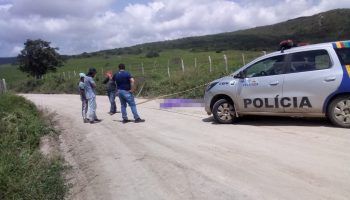 Homicídio em Bezerros - foto Adielson Galvão