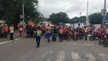 Mototáxis protesto - foto Edvaldo Magalhães