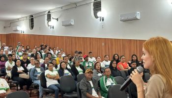 Seminário para alunos EJA - foto Secom