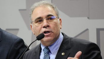 médico Marcelo Queiroga